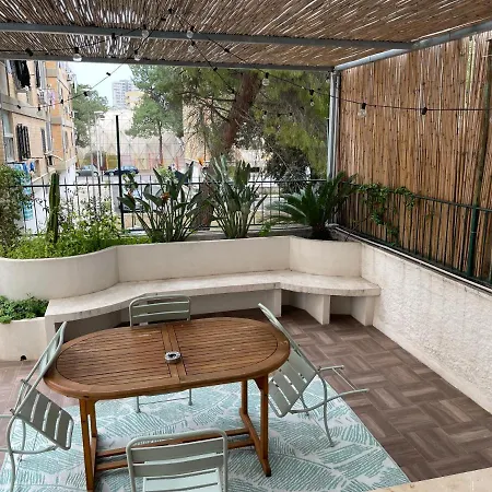 فندق مبيت وإفطار Dusme 3*